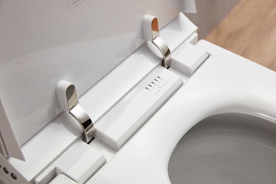 Arrow Brand Modern Smart Toilet with Ceramic Material Concealed Tank and Automatic Operation
